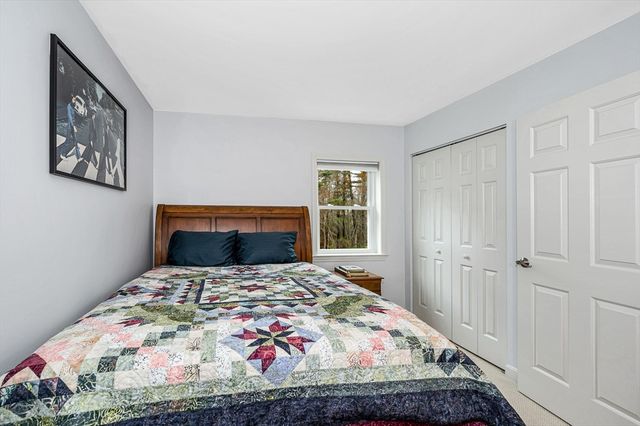 37 Beechwood Dr, Haverhill, MA 01832
