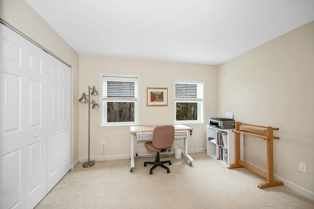 37 Beechwood Dr, Haverhill, MA 01832