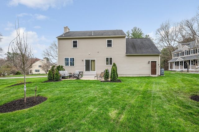 37 Beechwood Dr, Haverhill, MA 01832