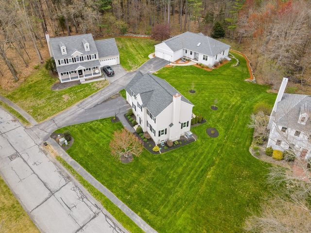 37 Beechwood Dr, Haverhill, MA 01832