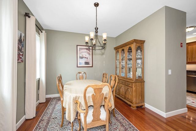 37 Beechwood Dr, Haverhill, MA 01832
