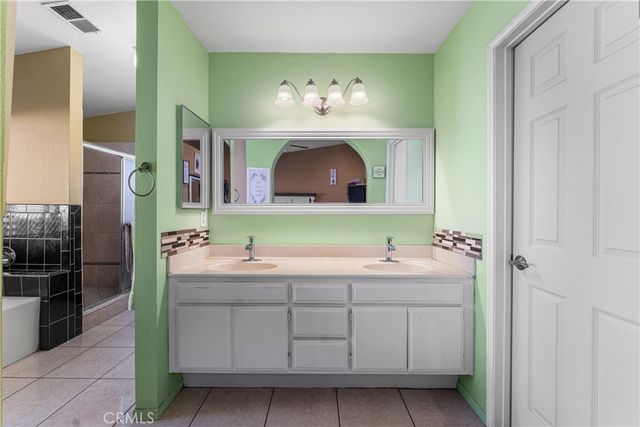 37003 Casa Verde Drive, Palmdale, CA 93550