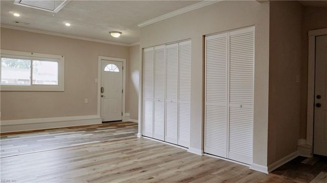 3401 Woodsman LN, Virginia Beach, VA 23452