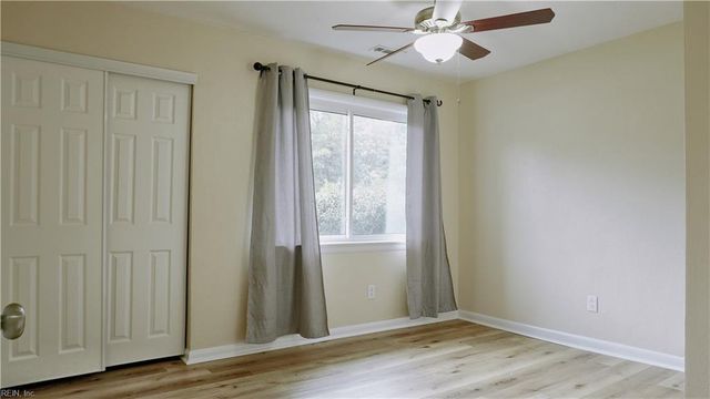 3401 Woodsman LN, Virginia Beach, VA 23452