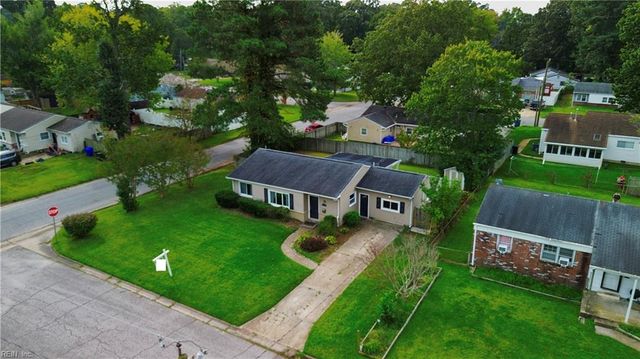 3401 Woodsman LN, Virginia Beach, VA 23452