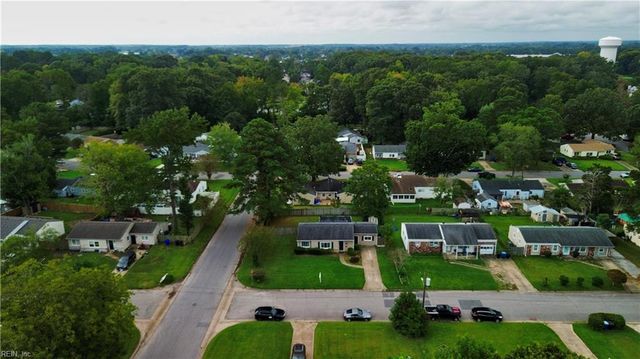 3401 Woodsman LN, Virginia Beach, VA 23452