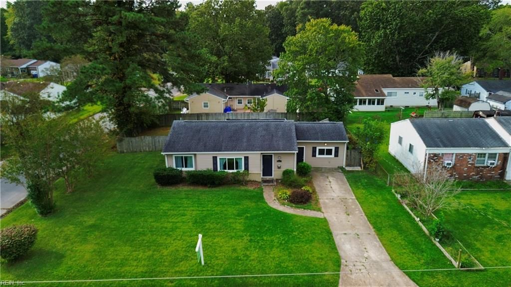 3401 Woodsman LN, Virginia Beach, VA 23452