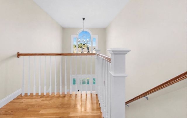 8 Lannister Ln, Seekonk, MA 02771