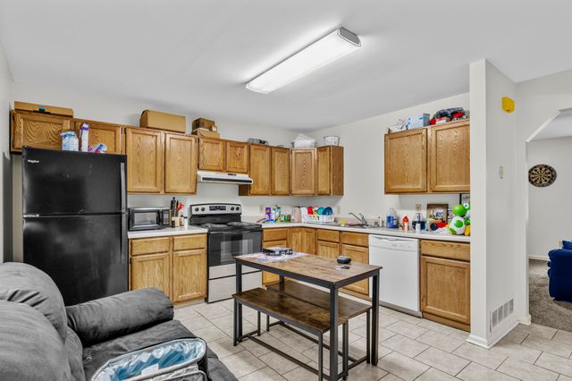 166-168 Heritage Drive, Nicholasville, KY 40356