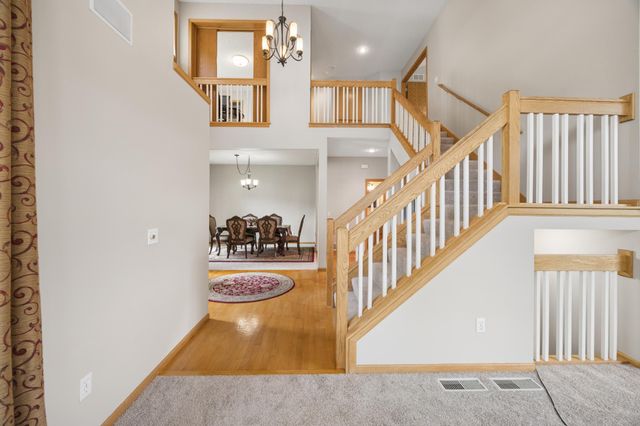 17126 Jonathan Court, Lakeville, MN 55044