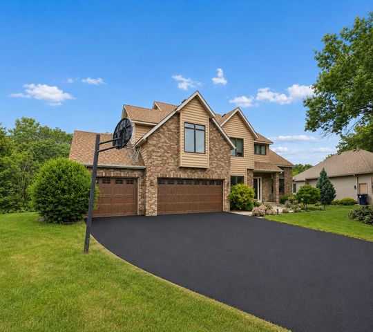 17126 Jonathan Court, Lakeville, MN 55044