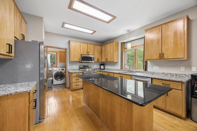 17126 Jonathan Court, Lakeville, MN 55044