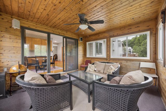 17126 Jonathan Court, Lakeville, MN 55044