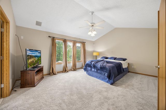 17126 Jonathan Court, Lakeville, MN 55044