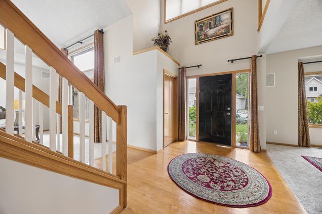 17126 Jonathan Court, Lakeville, MN 55044