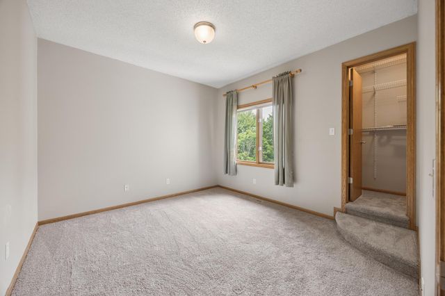 17126 Jonathan Court, Lakeville, MN 55044