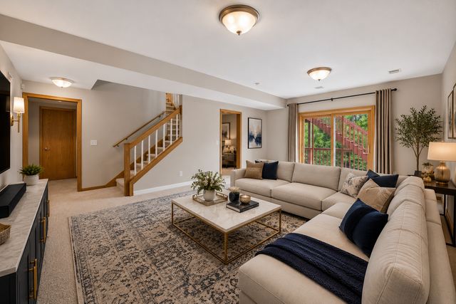 17126 Jonathan Court, Lakeville, MN 55044