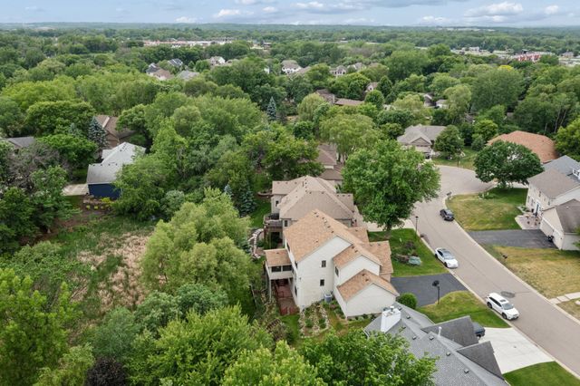 17126 Jonathan Court, Lakeville, MN 55044