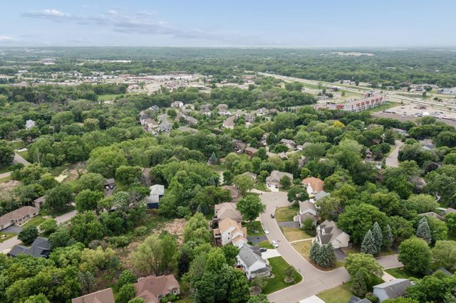 17126 Jonathan Court, Lakeville, MN 55044