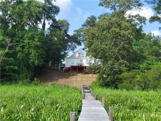 25122 S Tidewater Trl, Tappahannock, VA 22560