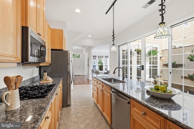 13756 FLEET ST, Woodbridge, VA 22191