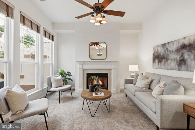 13756 FLEET ST, Woodbridge, VA 22191