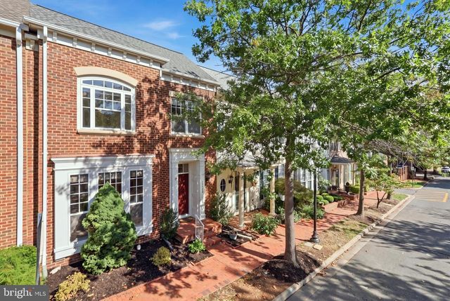 13756 FLEET ST, Woodbridge, VA 22191