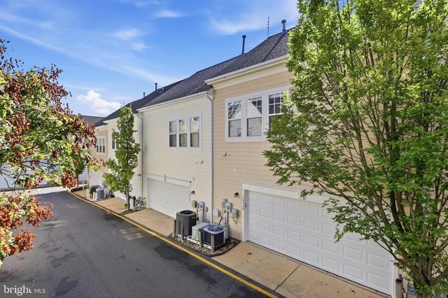 13756 FLEET ST, Woodbridge, VA 22191