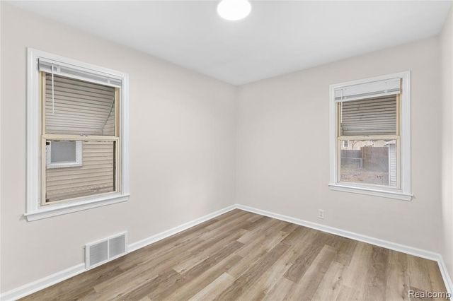 12421 Helen Street, Southgate, MI 48195