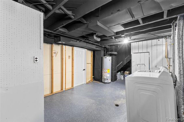 12421 Helen Street, Southgate, MI 48195