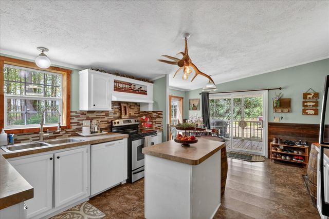 6820 Fuller Road, Greenville, MI 48838