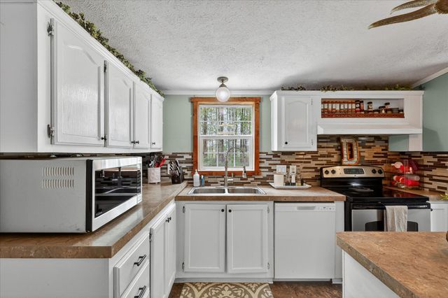 6820 Fuller Road, Greenville, MI 48838