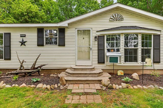 6820 Fuller Road, Greenville, MI 48838