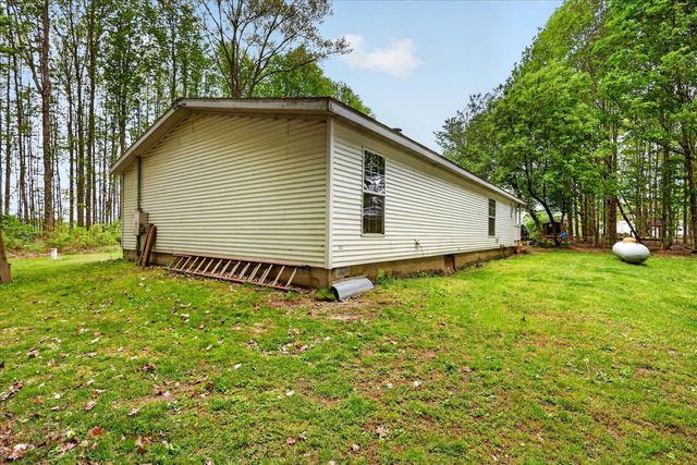 6820 Fuller Road, Greenville, MI 48838