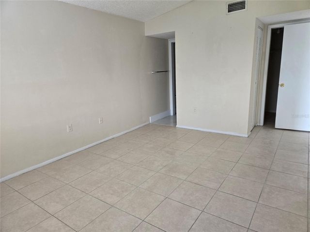 1054 LOTUS COVE COURT 646, Altamonte Springs, FL 32714