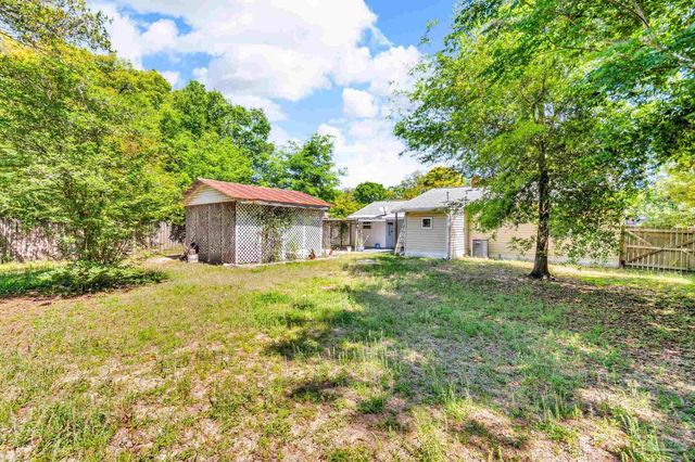 407 Rue Max St, Pensacola, FL 32507
