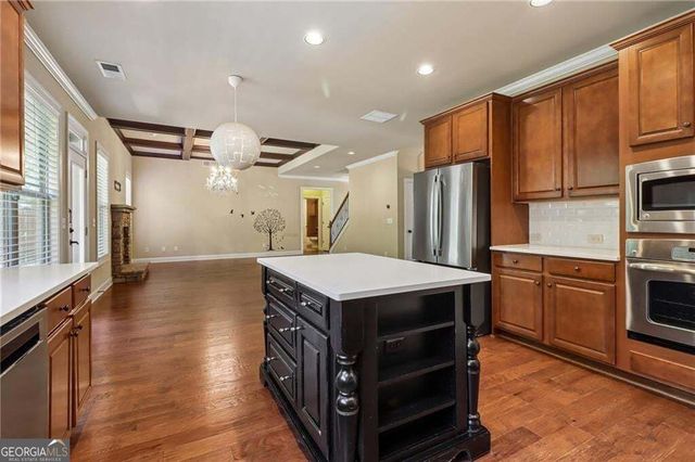 1146 Whisper Cove Drive, Buford, GA 30518