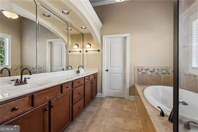 1146 Whisper Cove Drive, Buford, GA 30518