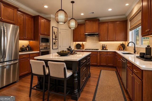 1146 Whisper Cove Drive, Buford, GA 30518