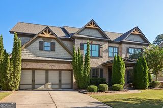 1146 Whisper Cove Drive, Buford, GA 30518