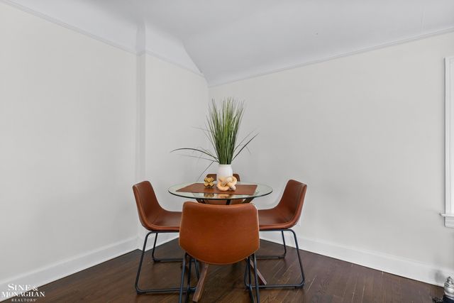 276 Lewiston Road, Grosse Pointe Farms, MI 48236