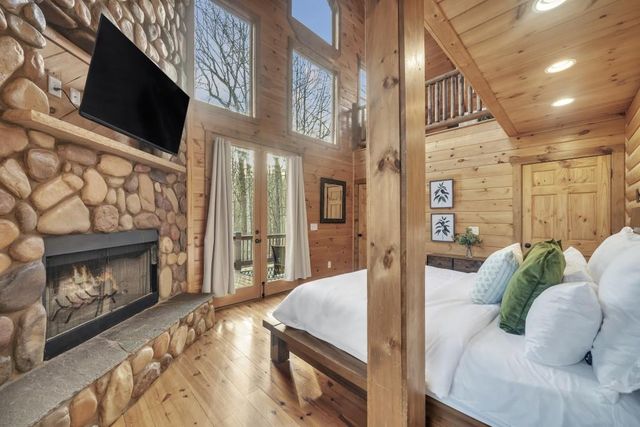 417 Hickory Ridge Drive, Cleveland, GA 30528