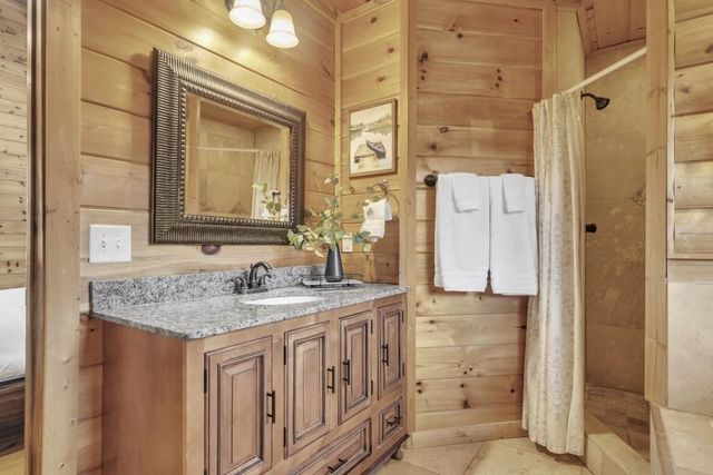 417 Hickory Ridge Drive, Cleveland, GA 30528