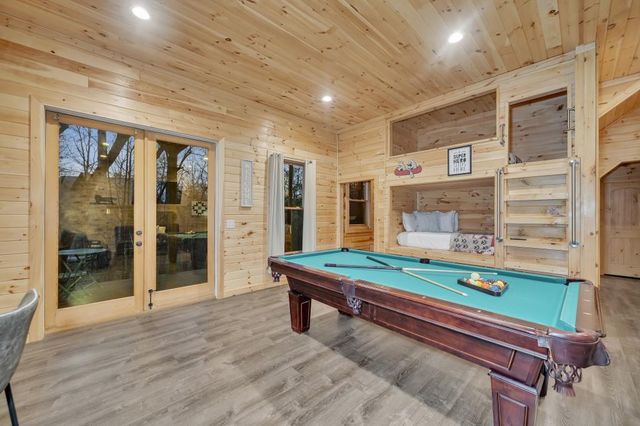 417 Hickory Ridge Drive, Cleveland, GA 30528