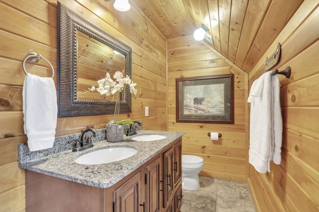 417 Hickory Ridge Drive, Cleveland, GA 30528