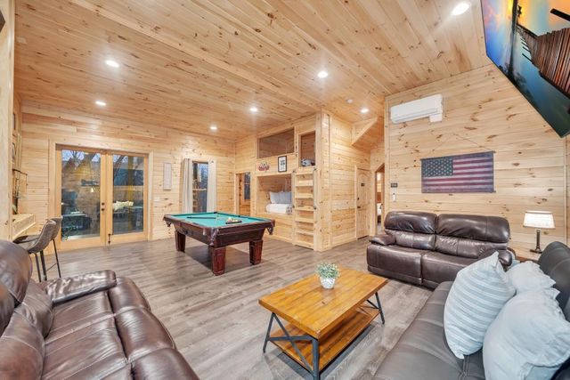 417 Hickory Ridge Drive, Cleveland, GA 30528