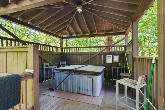 417 Hickory Ridge Drive, Cleveland, GA 30528