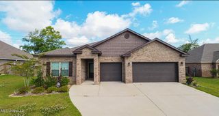 9094 River Birch Drive, Biloxi, MS 39532