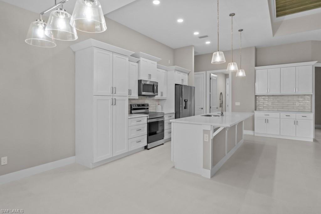 Image 12 of property listing at 3419 SW 5TH PL, Cape Coral, FL 33993