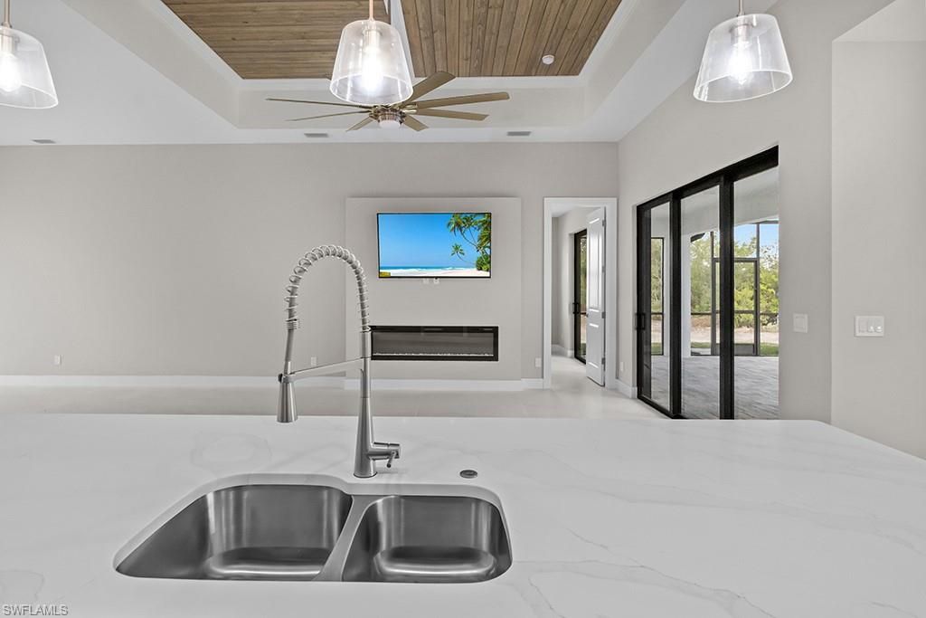 Image 15 of property listing at 3419 SW 5TH PL, Cape Coral, FL 33993